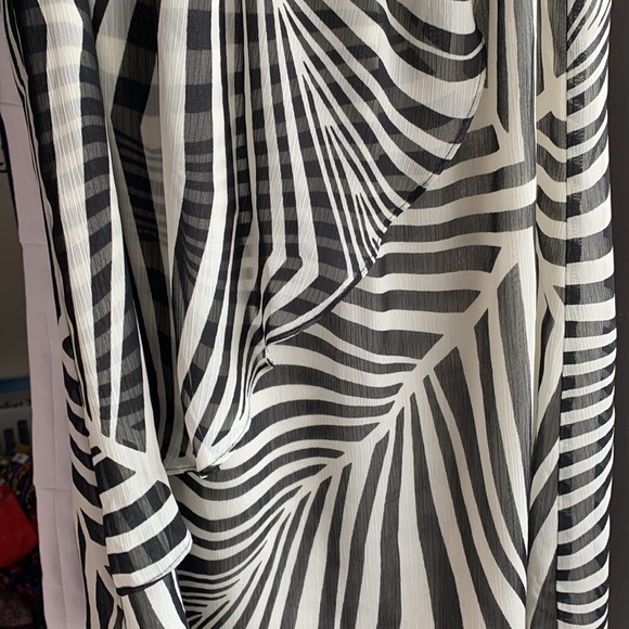 Zebra Print Nicole Miller Tank Top - EUC Medium - Picture 4 of 9